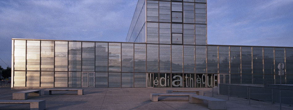 Mercredi 23 mai 2007, la médiathèque de Vénissieux.