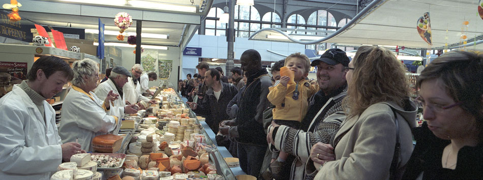 Dimanche 27 avril 2008 (2), marché couvert de Wazemmes, à Lille.