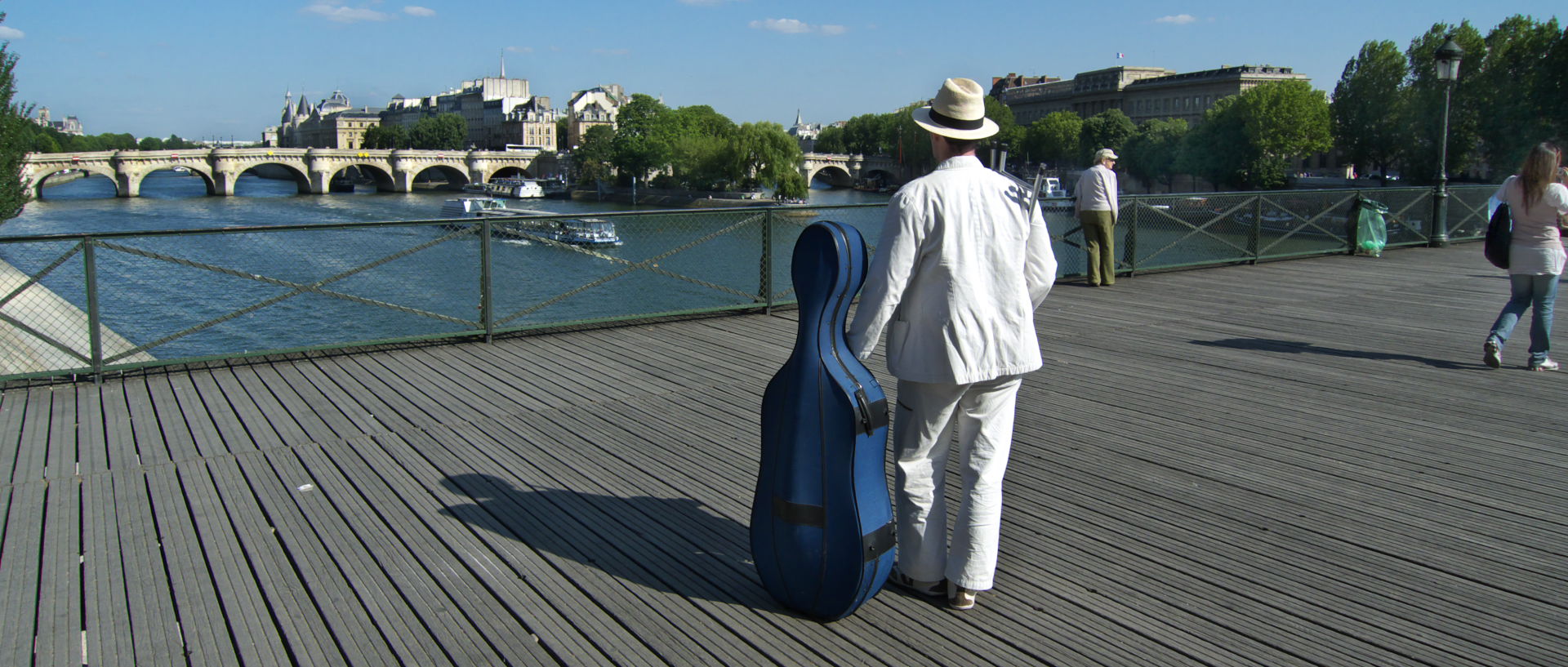 Photo scène de rue, Paris, pont des Arts.