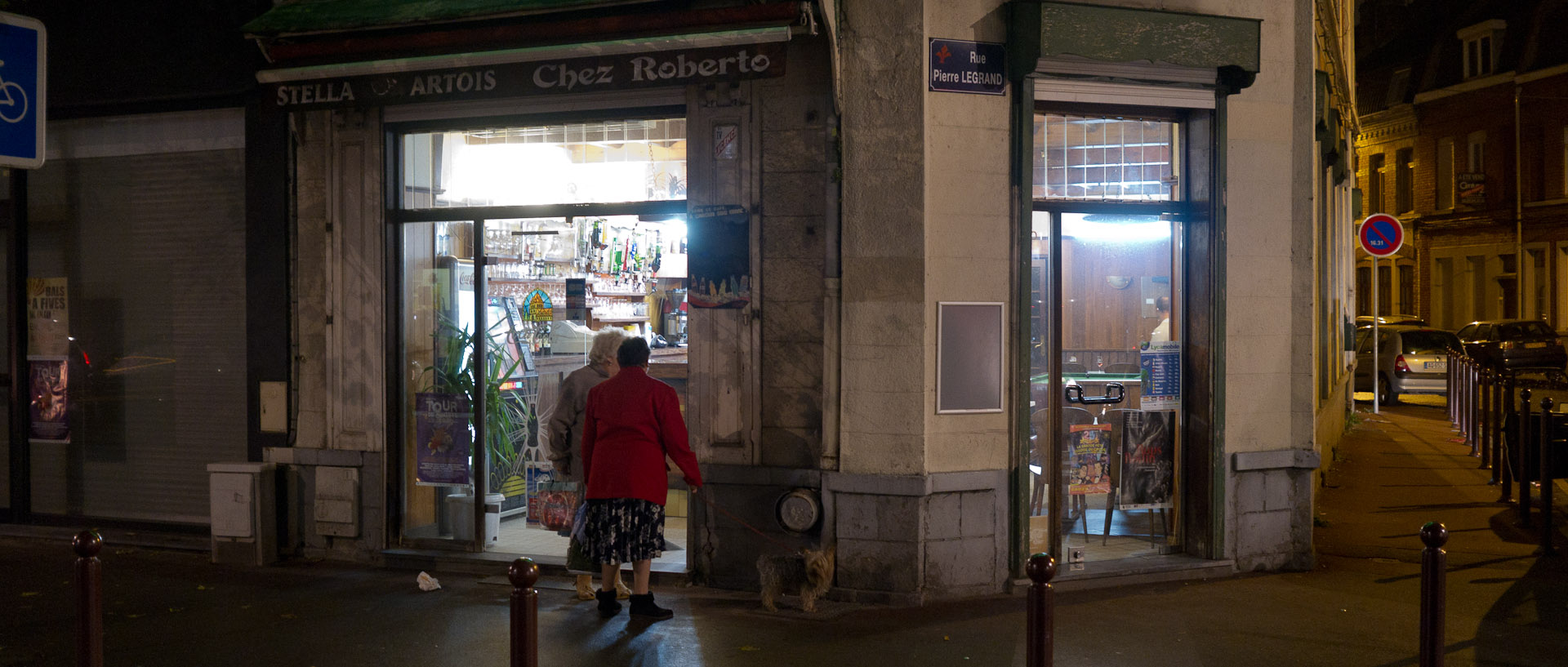 Café, rue Pierre-Legrand, à Lille Fives.