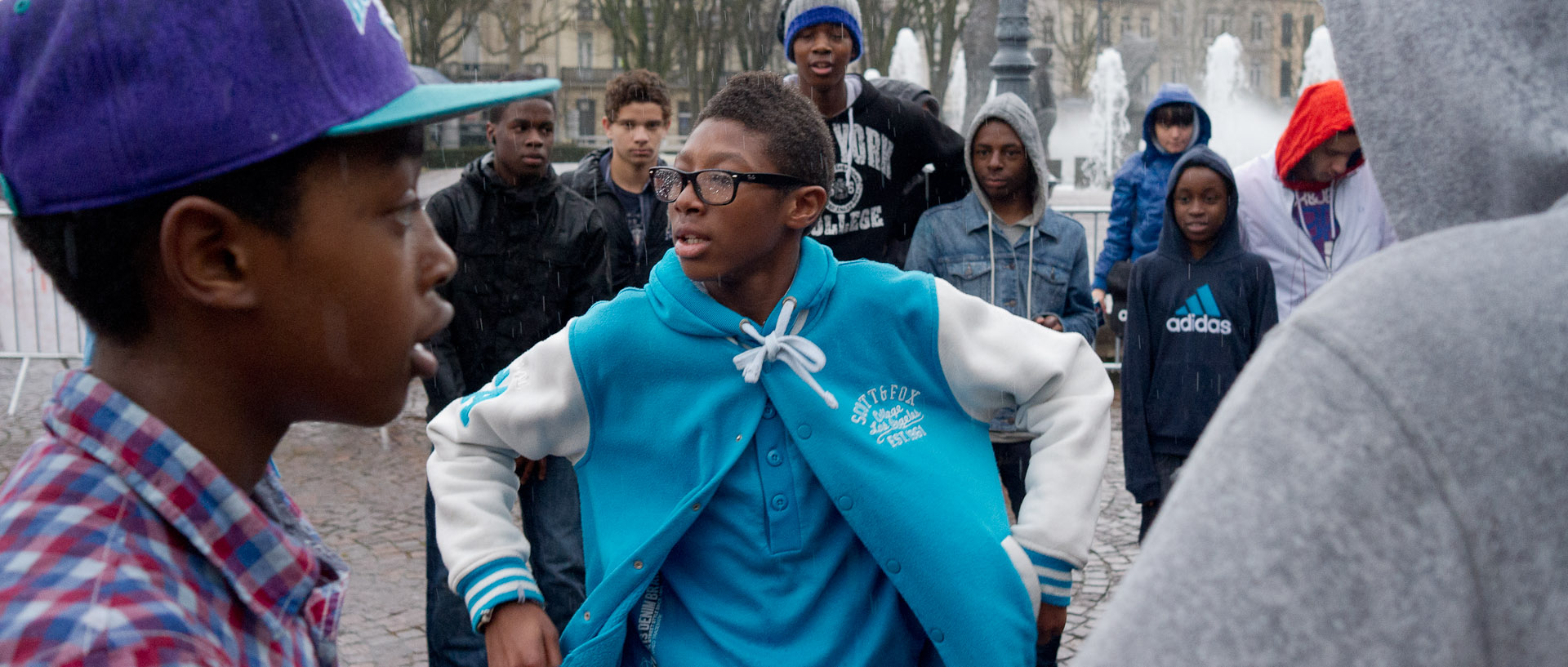 Jeune danseur, pendant une hip hop battle, place de la République, à Lille.