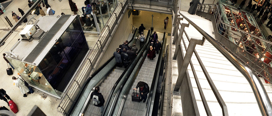 Vendredi 8 décembre 2006, gare du Nord, à Paris.