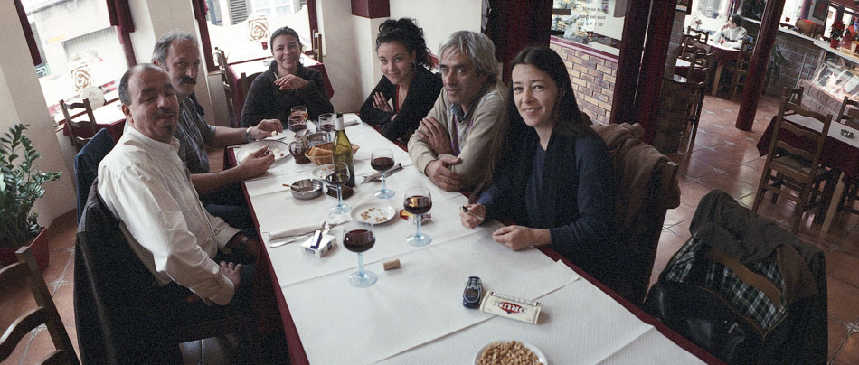 Vendredi 17 novembre 2006, Karim, l'Alain, Farah, Marie-Ange, Jean et Delphine, chez Métin, à Schiltigheim.