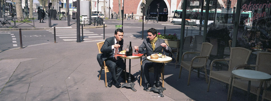 Mercredi 16 avril 2008, rue de Lyon, à Paris.