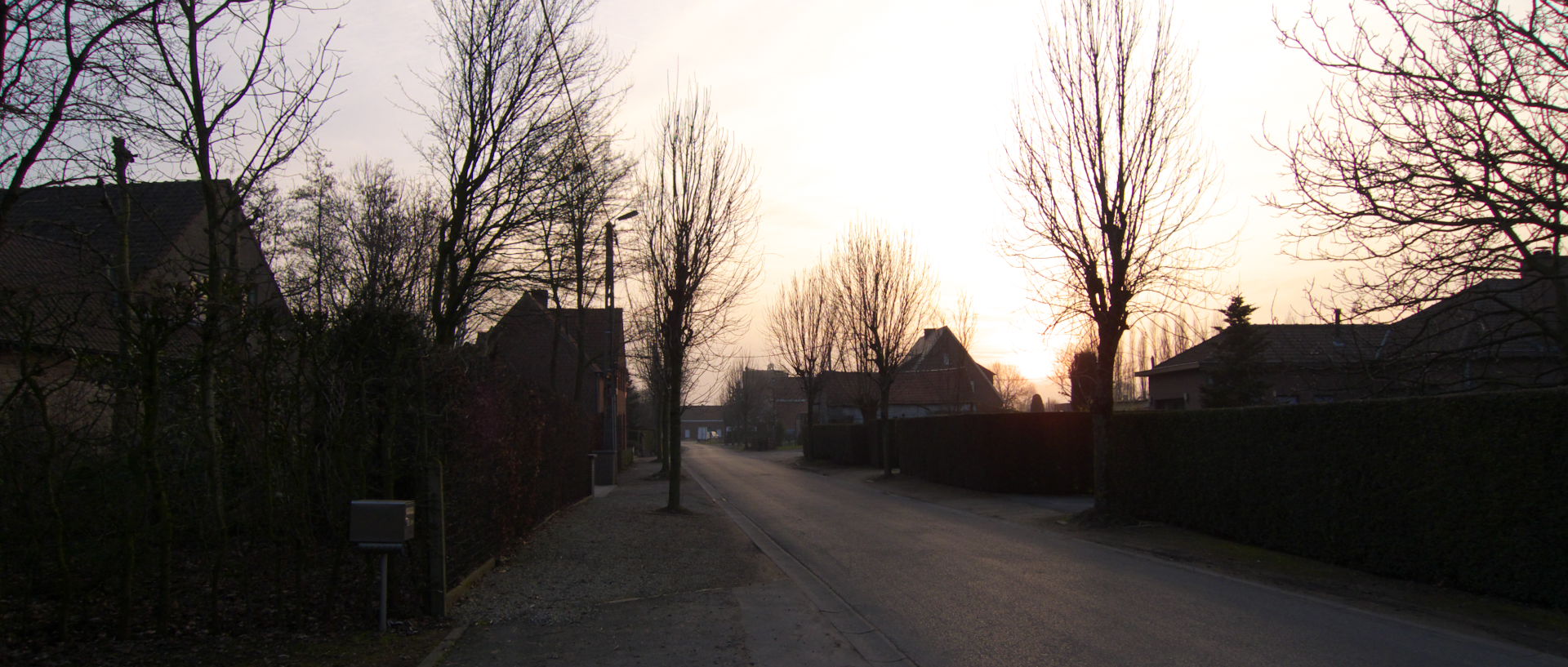 Samedi 21 février 2009, 17:45, Tapuitstraat, à Deerlijk, en Belgique.
