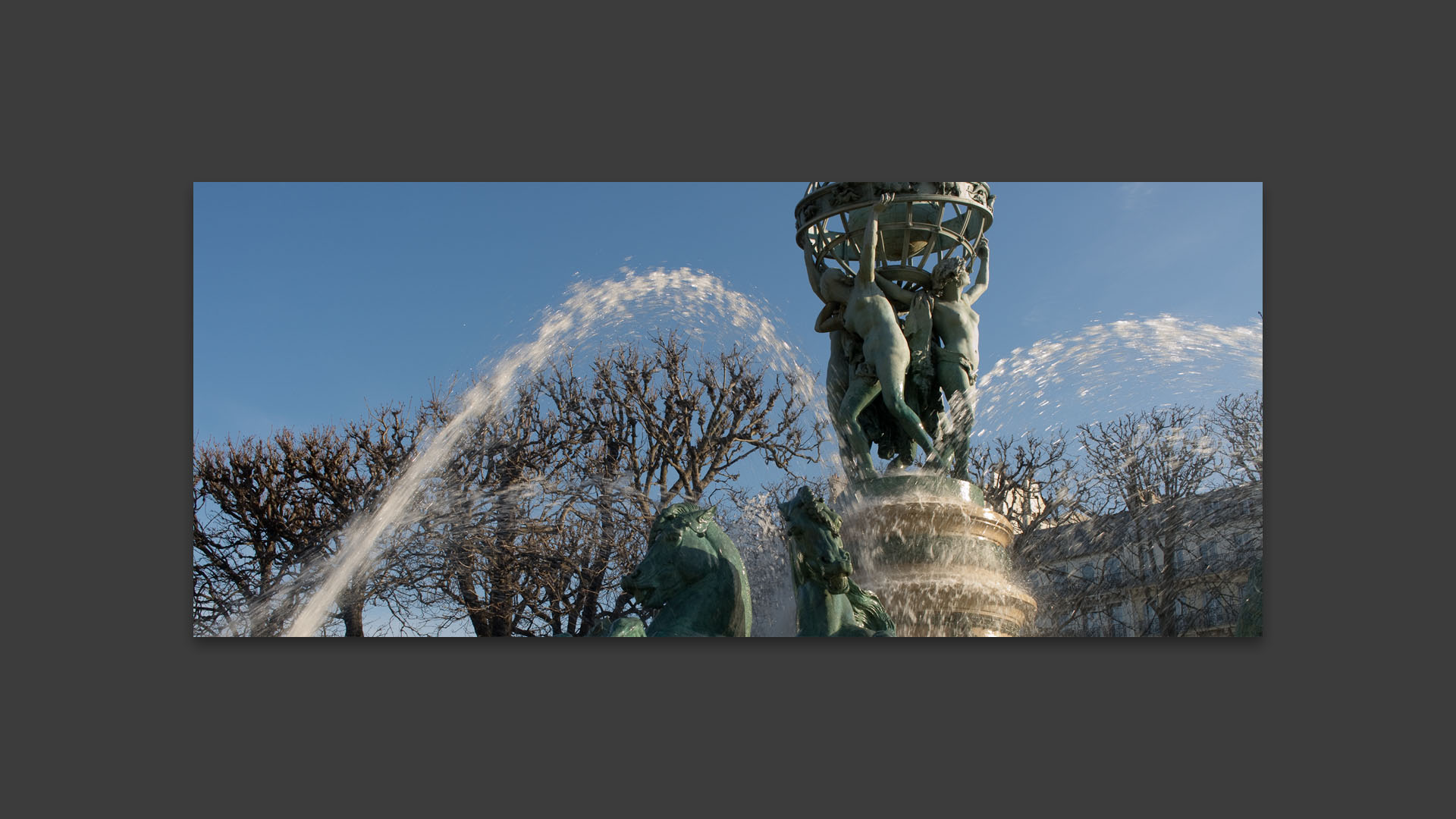 La fontaine du jardin Marco-Polo, à Paris.