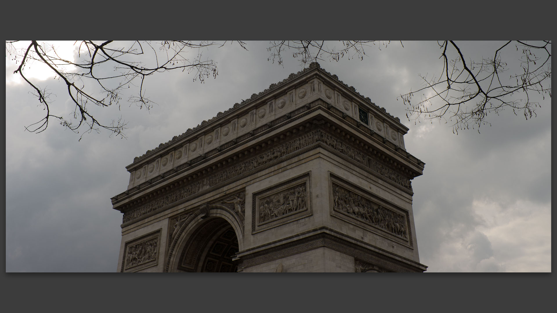 L'Arc de Triomphe, place de l'Etoile, à Paris.