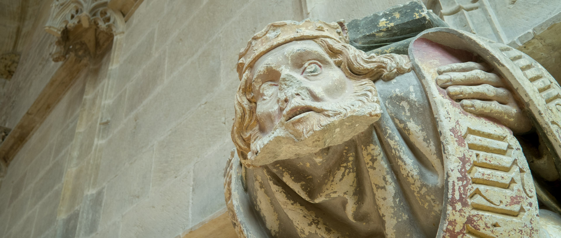 Statue de l'abbaye de Cluny.