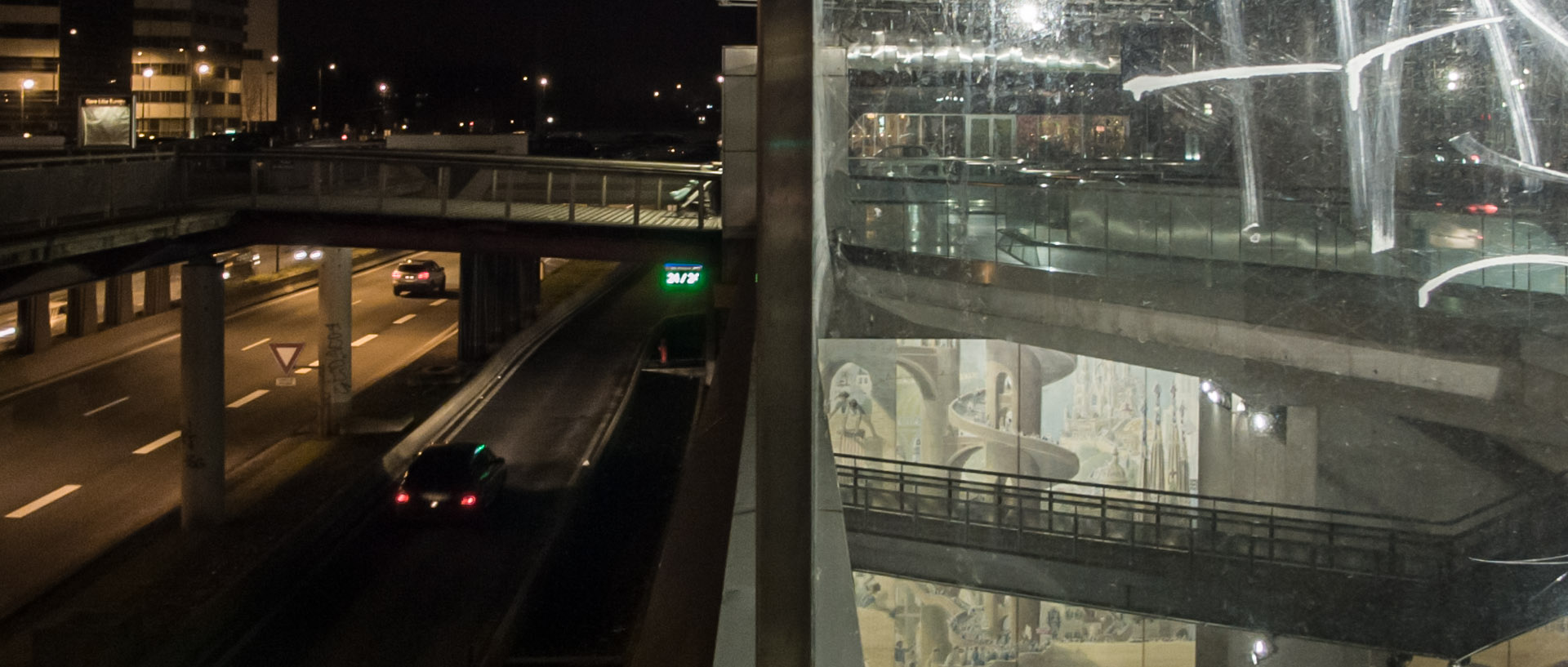 Samedi 18 janvier 2014, 18:34, place Valladolid, station de métro Lille Europe