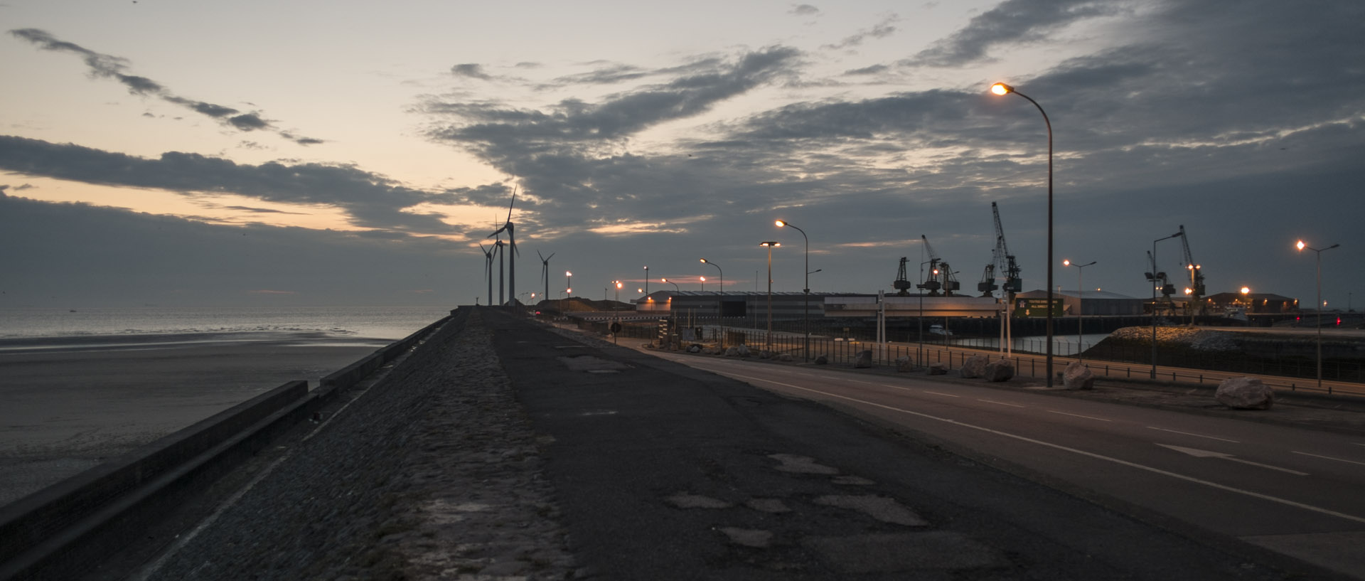 Lundi 2 juin 2014, 22:27, port de commerce, Boulogne sur mer